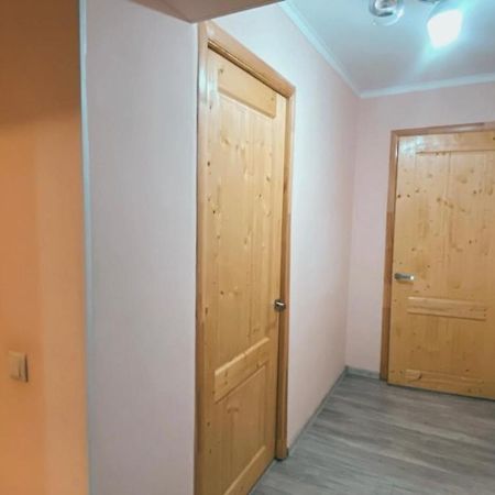 דירות אלמטי 2 Комн Квартира На Новой Площади מראה חיצוני תמונה