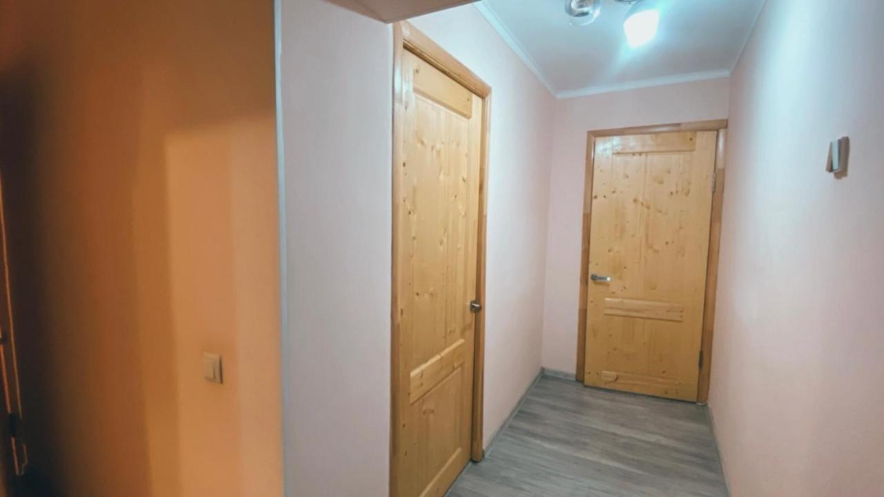 דירות אלמטי 2 Комн Квартира На Новой Площади מראה חיצוני תמונה